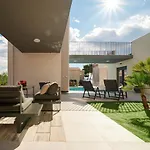 Dolce Villa