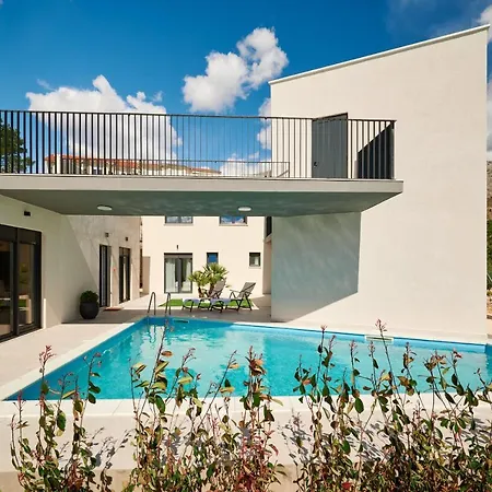 Dolce Villa Dugi Rat